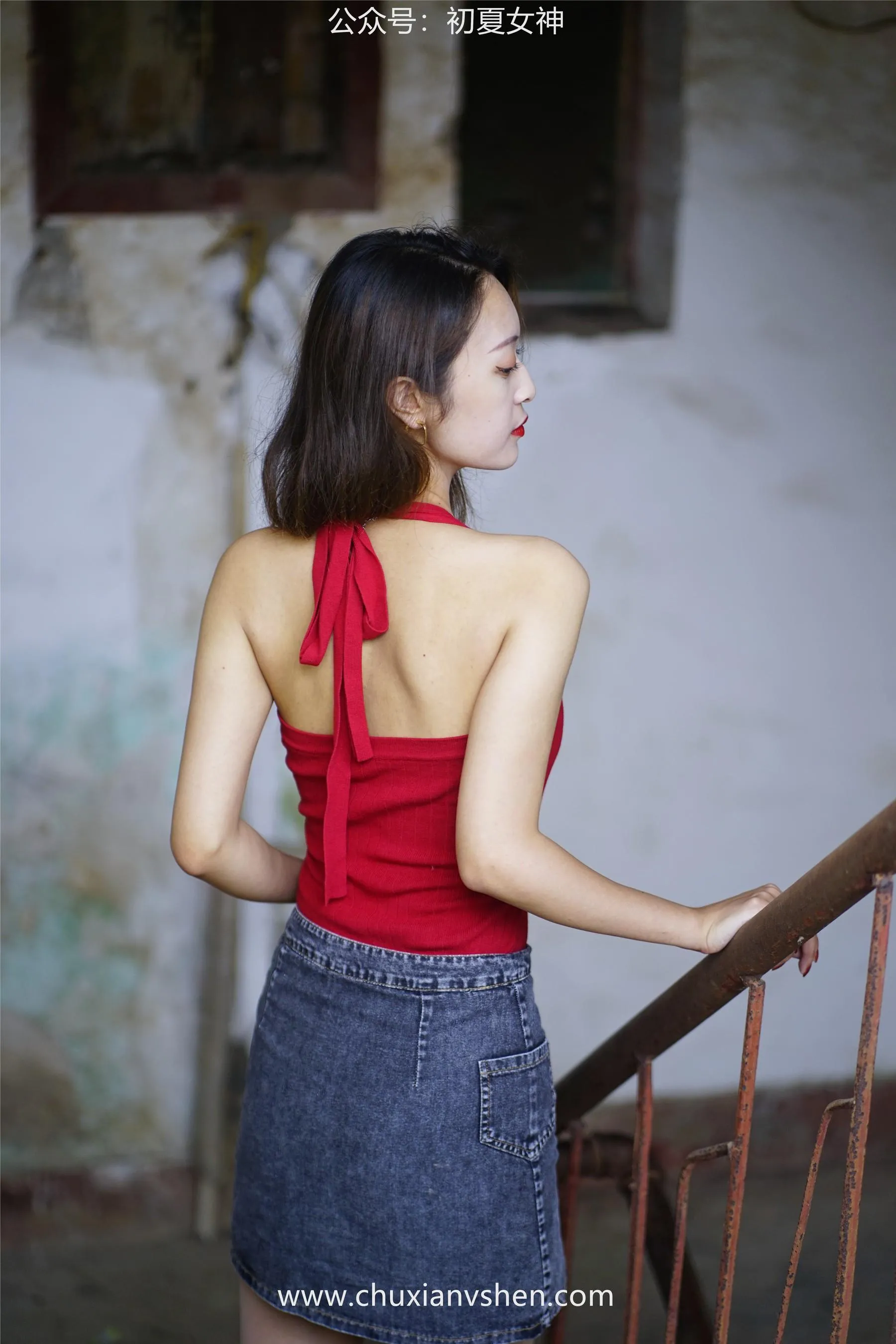初夏女神 NO.045 依依 复古街头 [130P]插图7